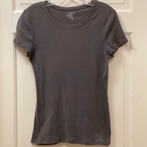 3 Old Navy Cotton Short Sleeve Tee Shirts - Picture 2 of 14